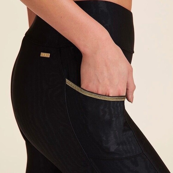 Alala Womens Black Gold Side Pocket Aphrodite Tight Leggings Medium Shiny - Picture 4 of 10
